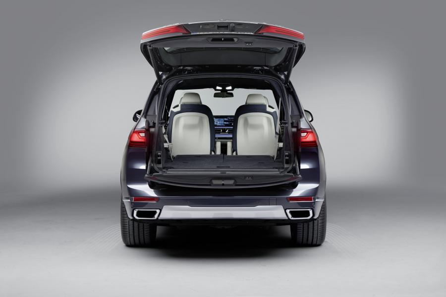 Багажник BMW X7 xDrive40i (G07) 2017 года  (WW) (фото 99 из 101)